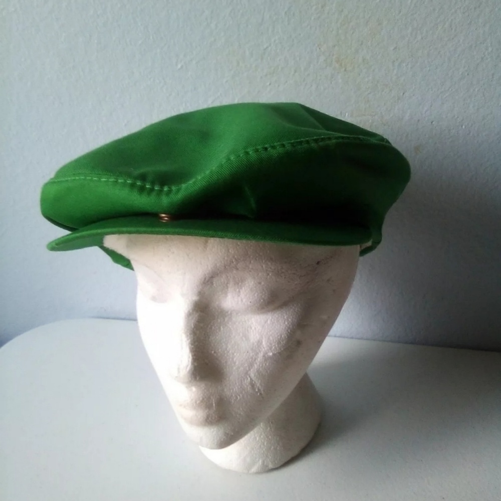 COPY - Vintage green golf hat